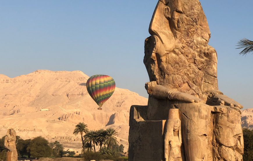 Heißluftballon Ausflug über der Historischen Stadt Luxor