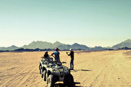 Bringen Sie Ihr Abenteuer in Schwung! Auto Buggy Tour in Hurghada