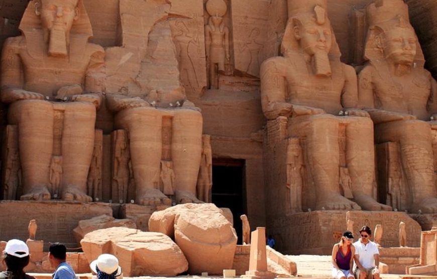 Entdecken Sie die Wunder von Assuan und Abu Simbel! Eine faszinierende private Tour durch das alte Ägypten