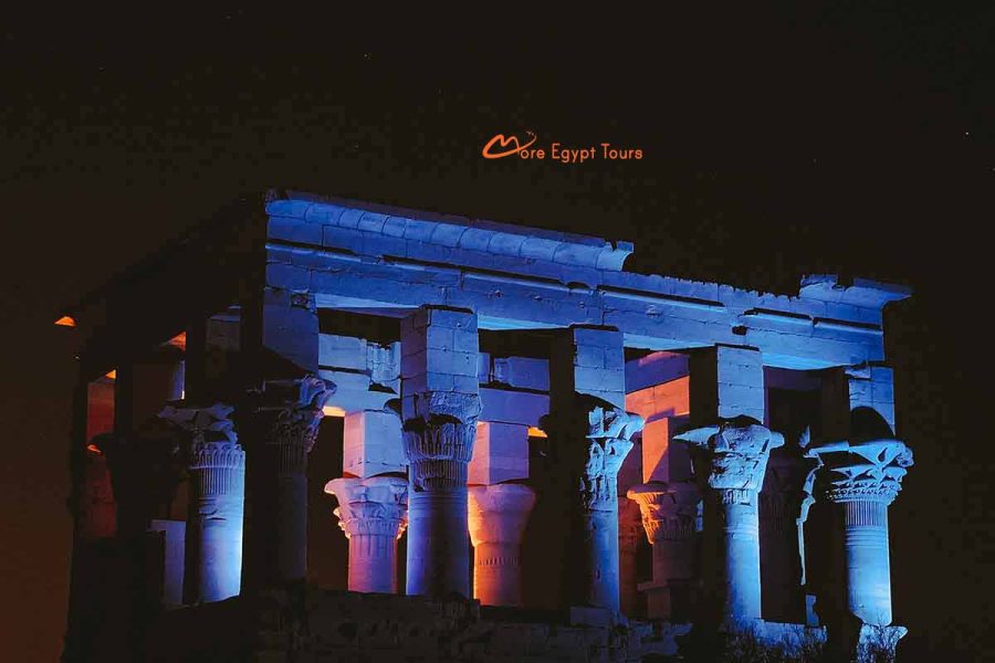 Ton- und Lichtshow im Philae-Tempel